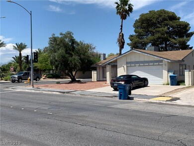 Oversized corner lot