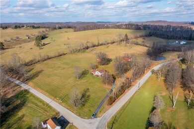 279 Hamtom Rd, Eighty Four, PA 15330 - photo 3