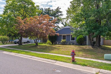 70 Northland Ln, Matawan, NJ 07747 - photo 2