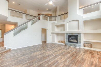 Family Room (3)