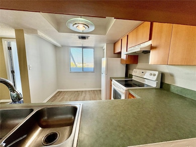 One Laurel Place Condominiums unit 608, Tampa, FL 33602 - photo 4