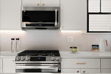 41 Wordsworth St unit 1, Boston, MA 02128 - photo 4