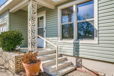 427 E Ellen Ave, Hurst, TX 76053 - photo 4