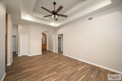 714 E Lincoln St, Weslaco, TX 78599 - photo 4