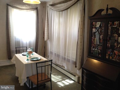 346 W High St, Womelsdorf, PA 19567 - photo 3