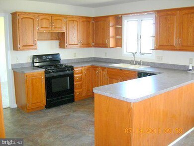 1337 Mill Pond Way, Palmyra, PA 17078 - photo 6