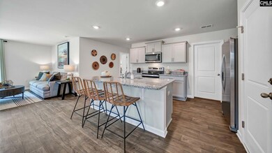 588 Edgetree Dr, Hopkins, SC 29061 - photo 4