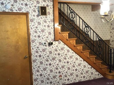 223 N 13th St, Allentown, PA 18102 - photo 6