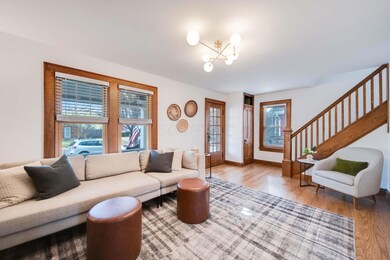 809 S Cassingham