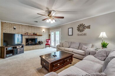 940 Charleston Dr, Bedford, TX 76022 - photo 5