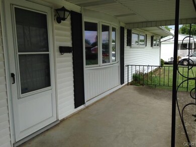 570 Miller Ln, Whitehall, PA 18052 - photo 2