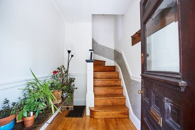 27 Pemberton St unit 27, Cambridge, MA 02140 - photo 3