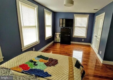 425 S 6th St, Camden, NJ 08103 - photo 6