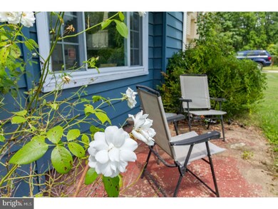 423 Arline Ave, Woodbury, NJ 08096 - photo 3