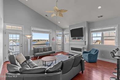 1102 Canal Dr unit A, Carolina Beach, NC 28428 - photo 5