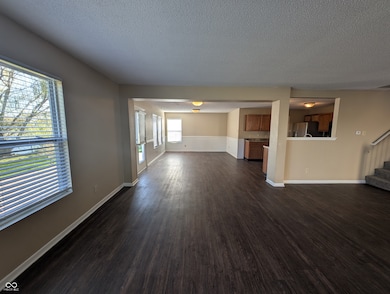 2103 Cedarmill Dr, Franklin, IN 46131 - photo 3