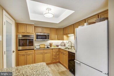 1712 Greentree Ct, Crofton, MD 21114 - photo 4