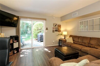 951 Hollywood St unit L, Charlotte, NC 28211 - photo 5