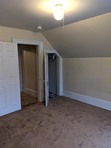 1 Green St unit .  1, Claremont, NH 03743 - photo 5