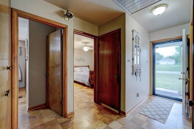 1321 E Broadway St, Cushing, OK 74023 - photo 7