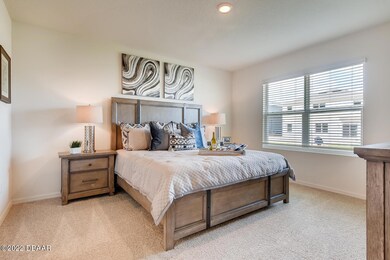 6 master bedroom