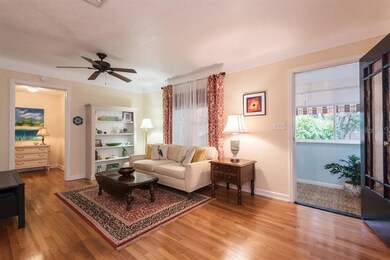 1411 15th St N, Saint Petersburg, FL 33704 - photo 4