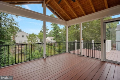 8298 Lindside Way, Springfield, VA 22153 - photo 5