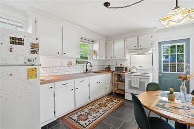 1319 E 58th St, Savannah, GA 31404 - photo 7