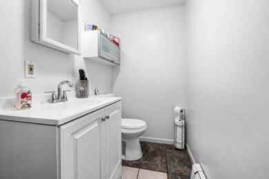 20 Astor St unit 20, Lynn, MA 01905 - photo 5