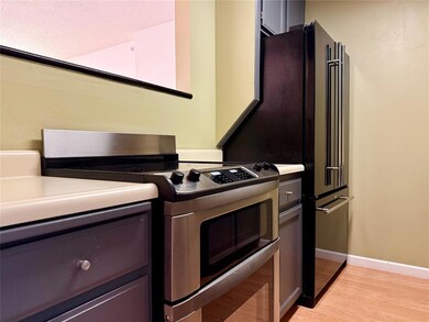 300 Walnut St unit 1505, Des Moines, IA 50309 - photo 4