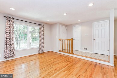 1600 Oak Spring Way, Reston, VA 20190 - photo 2