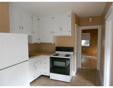 144 Linwood St, Uxbridge, MA 01569 - photo 5