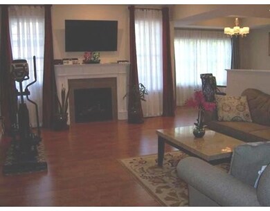 5 Maplecrest Cir unit 8, Chicopee, MA 01013 - photo 3