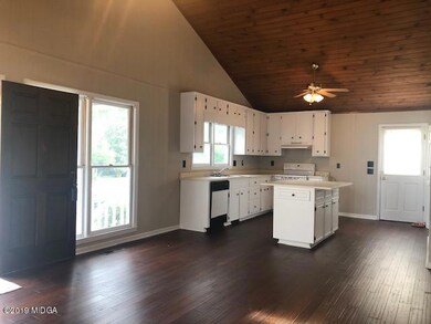 3853 Drury Dr, Macon, GA 31204 - photo 2