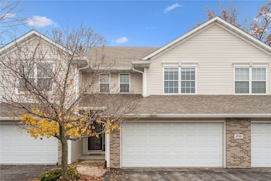 5794 Oakwood Ave NE unit 2, Cedar Rapids, IA 52402 - photo 2