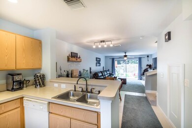 1920 Lakeview Dr W-2