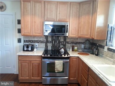 1135 Taylor Dr, Langhorne, PA 19047 - photo 5