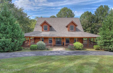 538 Eagle Point Austin KY-small-002-Fron