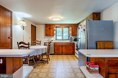 221 Indian Run Rd, Glenmoore, PA 19343 - photo 4