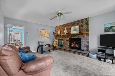 20 Morrison Ave, Middletown, RI 02842 - photo 4