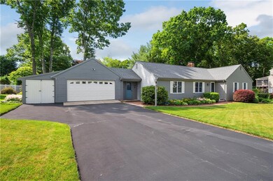 4 Grant Ln, Cumberland, RI 02864 - photo 3