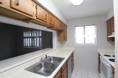 923 Brookside Place, Pensacola, FL 32503 - photo 6