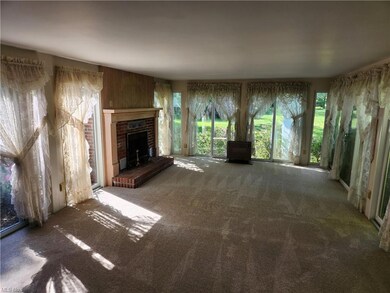 Sunroom with Full Surround Sliders