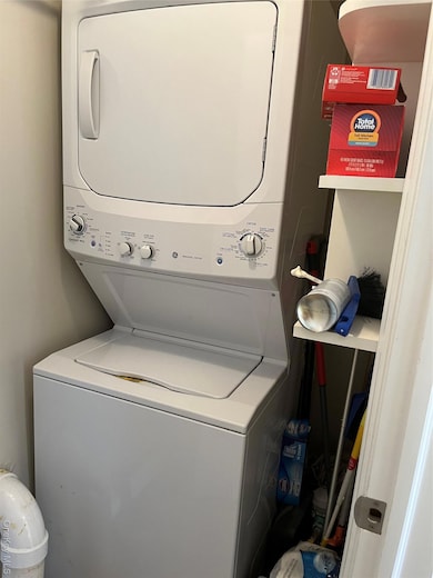 615 W Walnut St, Long Beach, NY 11561 - photo 6