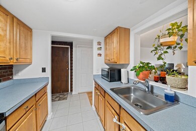 26 Greentree Ln unit 22, Weymouth, MA 02190 - photo 2