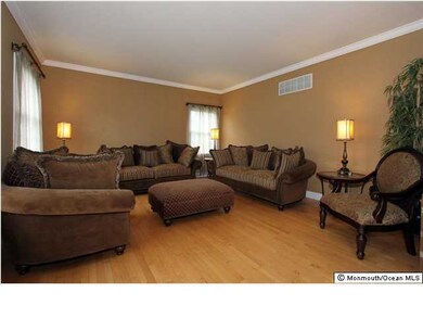 2 Valencia Ct, Tinton Falls, NJ 07724 - photo 4