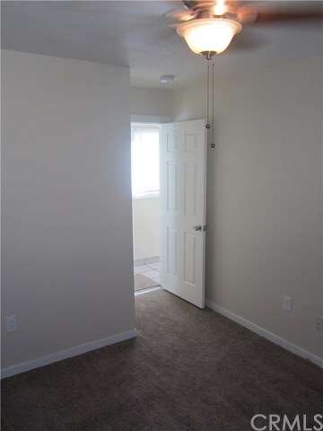816 W Cedar St, Compton, CA 90220 - photo 7