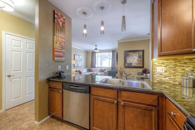 Upgraded Pendant Lighting & Backsplash