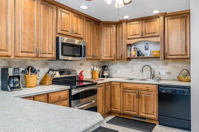 137 Lakeshore Dr, Kimberling City, MO 65686 - photo 5