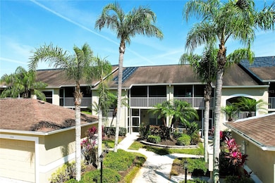 5211 Mahogany Run Ave unit 113, Sarasota, FL 34241 - photo 2